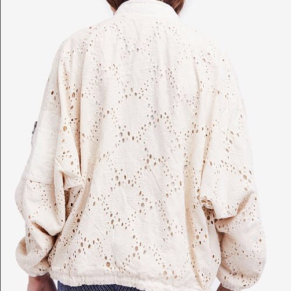 NWT Free People Daisy Jane Ivory Eyelet Jacket - Picture 3 of 6